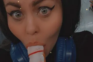 minday blues... or is it mindays blows.. cum find out photo 8