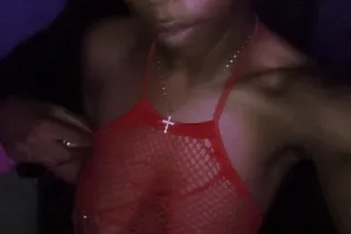NEW IN TOWN💋COME SEE ME👀 OUTCALLS & CAR MEETS Available NOW💋2 GIRL SPECIAL 🥂💕 .