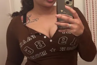 💯available for incall or outcall
