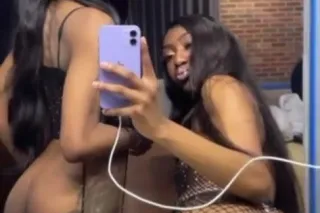 CUM SEE US💋 TWO GIRL SPECIALS 💦💦TWINN photo 2