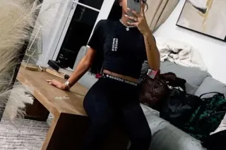 1 night only im from out of town🤭 photo 3