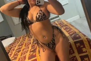 🥰l'm available 🥰 photo 2