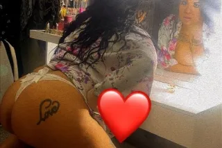 its sas come have the best porn star experience! INCALL photo 4