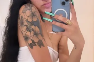 LightSkin Greeneyed Slim Petite THANGG👀😍 photo 5