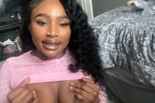YOUNG SUBMISSIVE 😍 Petite mixed beauty 💕🧈BJ QUEEN 😍 CREAMY PUSSY🍭 AVAILABLE NOW! photo 6