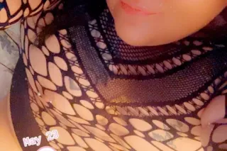 moni sexy. 🤍💜 bbw available now 💜🤍