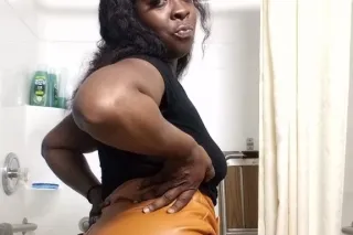 soaking wet💦clean chocolate 🍫 Creole fun sized woman..trucker friendly🚛PHOTO VERIFICATION✅✔ photo 2