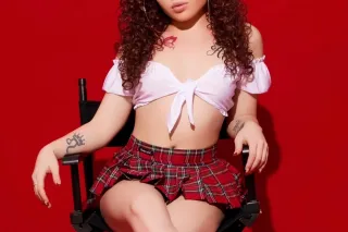LITTLE PETITE FIRECRACKER 🧨 photo 2