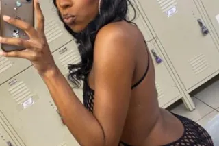 Cum taste this chocolate 🍫👅OUTCALLS & car fun 🍒 Erotic Massage 😍 DeepTHROAT ✨super tight and juicy 💦😻