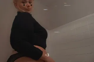 Come and let me suck the soul outta you🤪 photo 3