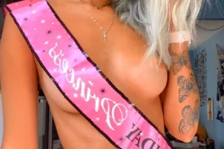 🤩AVAILABLE 24/7 AT YOUR DOORSTEP😘