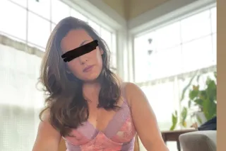 HOT LADIES/ Variety photo 2