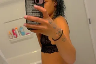 Last day here catch me before 11am for a special goodbye price!! Read the full ad or you simply wont be serviced here 🤝🩷