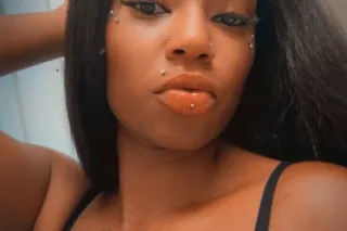 YOUNG🤩 TIGHT 🫦WET💦 AND WARM😍 HOSTING NEAR DOWNTOWN🏠 OUTCALLS AVAILABLE🚗