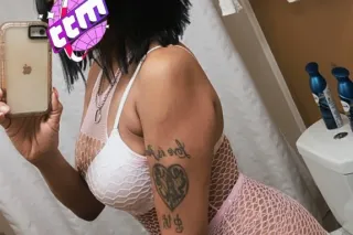 Hey fellas😘 New in town!🌹Chi town's prettiest doll! come play with me 🥰🐱💦Hotel Fun/INCALLS!!! TALK TO ME NICE🥰 I FT VERIFY! NO EXPLICIT TEXTS!!! photo 7