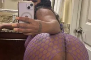 FREAKY FRIDAY💦 CUM SEE ME 😍 PRETTY CHOCOLATE SQUIRTER photo 3