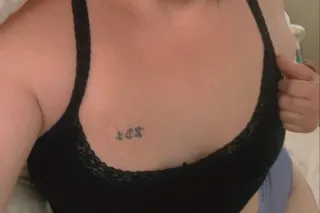 YOUNG,TIGHT AND WET PUSSY🤪GUARANTEED TO MAKE YOU NUT 💦 photo 5