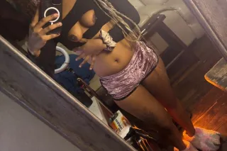 PRETTY CARAMAL FREAK💦💦💕