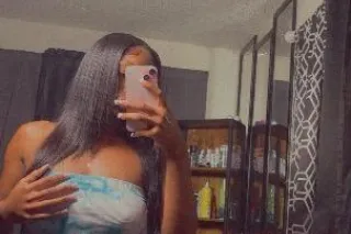 Come enjoy throat goat 😌 Sexy Chocolate💦🍫