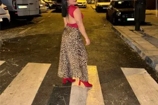 latina caliente y complaciente photo 2