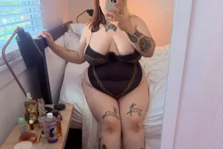 bbw pornstar available on the east side photo 5