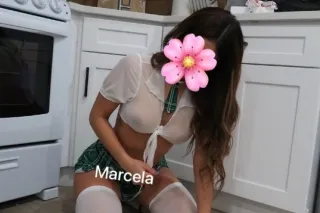 Sexy Colombian Goddess Visiting photo 2