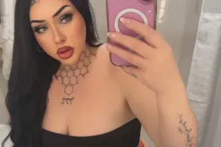 🎀German American Temptress-Curves Made for Sin, Lips Made for Pleasure 🦋 CATCH ME WHILE IM IN TOWN 💋 photo 9
