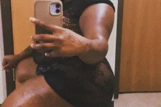 New here 🧚🏽♀Come see about trophy with the sloppy head 😩✨ photo 2