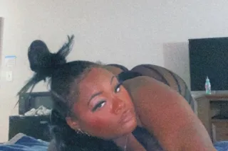 New here 🧚🏽♀Come see about trophy with the sloppy head 😩✨ photo 6