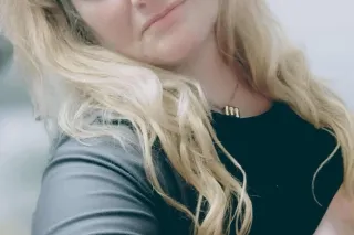 fuck me Frida photo 2