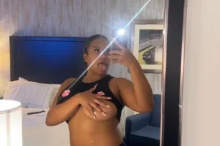 Cum💦indulge in the perfect Package💦 photo 3