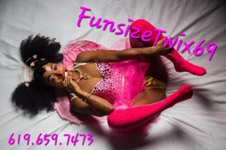 INCALLS 🎀🧸4’6" & 89 lbs 💖🍭 THROAT GOAT 👅