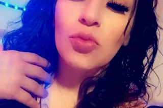 BIG BOOTY THICK LATINA LONG BLK HAIR photo 6