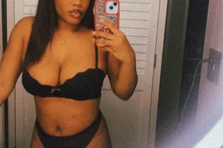 JANAY🌹💦 photo 2