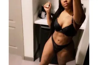Pretty Brownskin, Fine Ass Woman photo 3