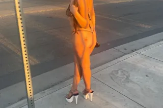 Hey there im Adryana im 5,2 latina /filipino quick visit 15 min 150 (hhr rates are 250$)incalls,outcalls ,Fetish friendly fell free to ask photo 4
