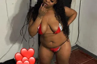 2 girl available outcalls/ car date only
