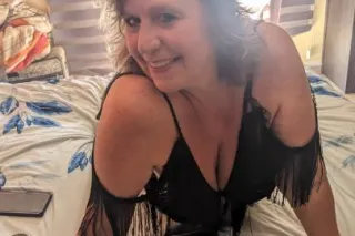 - 2 Days Only - DDD MILF and DD TS duo here to please and tease with a unique experience. photo 2