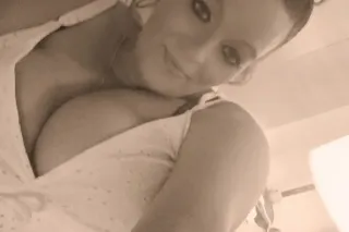 Hot and Horny Milf!!❤🧡💛