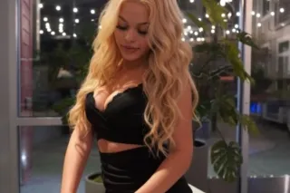 hey babe come see me 😜😉 Party friendly 😘🍒 photo 3