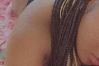 I'm a sexy and horny young woman 🌺 I'm available, send me a message
