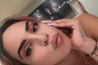 CUM LET ME CURE YOU AND BE YOUR FAVORITE THROAT DOCTOR💗🍬CUM STRETCH MY TIGHT LITTLE HOLES💦🫣 MIXED LATINA TREAT READY TO PLAY🍬💦 photo 4