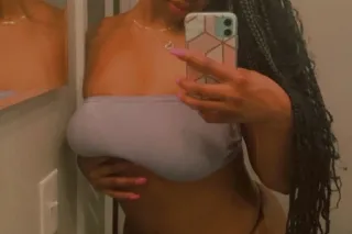 OUTCALLS AVAILABLE !