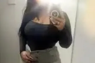 Premium Italian Pu$$y photo 9