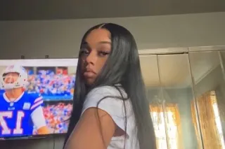 LIPS 🫦AND TIGHT GRIPS 💦 DON'T MISS THIS PRETTYPINK FRESH KITTY🥵 photo 2