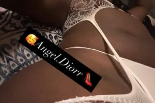hey STL its my first time 😜Cum experience this georgia peach👠 150HH/Incall spc...240Hr