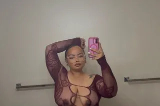 ✨HERE UNTIL END OF MONTH✨💘THICK MIXED GODDESS💘 Outcall Ready & Car Dates available 🏁 CONTENT AND FT SHOWS OPEN 💋