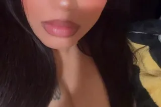 INCALLS / OUTCALLS 2Girls 💫