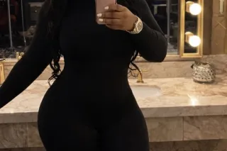 “Luxury Incall With a Sweet Chocolate Treat 🍫” photo 4