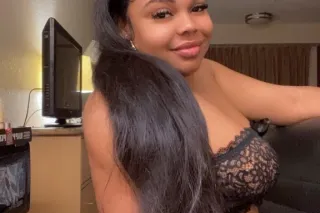 🚨NEW ARRIVAL🚨 Pretty Face Perfect Body Ms Pretty Pussy 💦 Visiting From Up North 😈